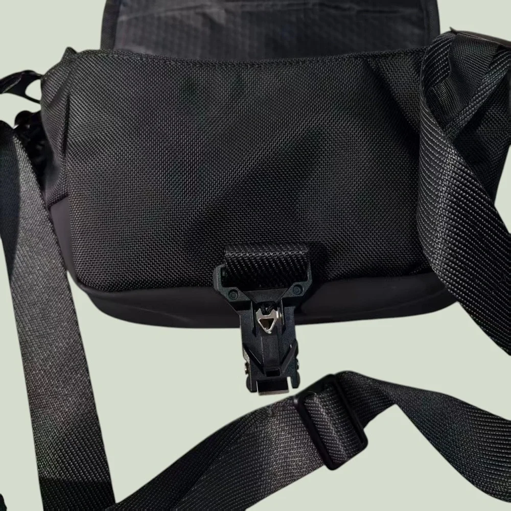 🌞 Tumi Bravo Series Flap Crossbody Bag